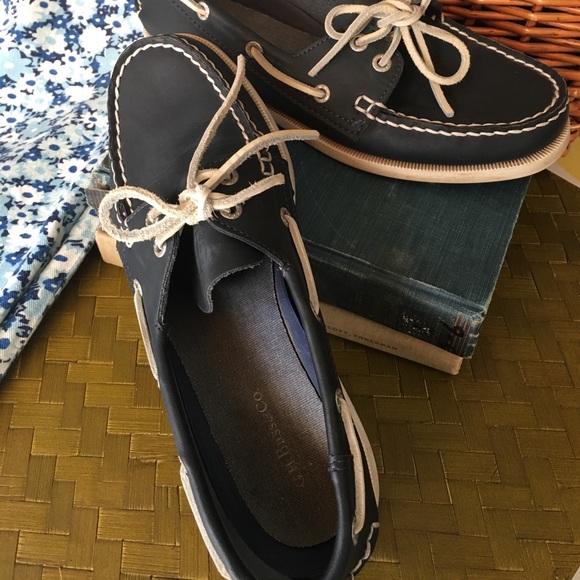 Bass leather boat shoes size 7.5 Navy - Picture 2 of 7